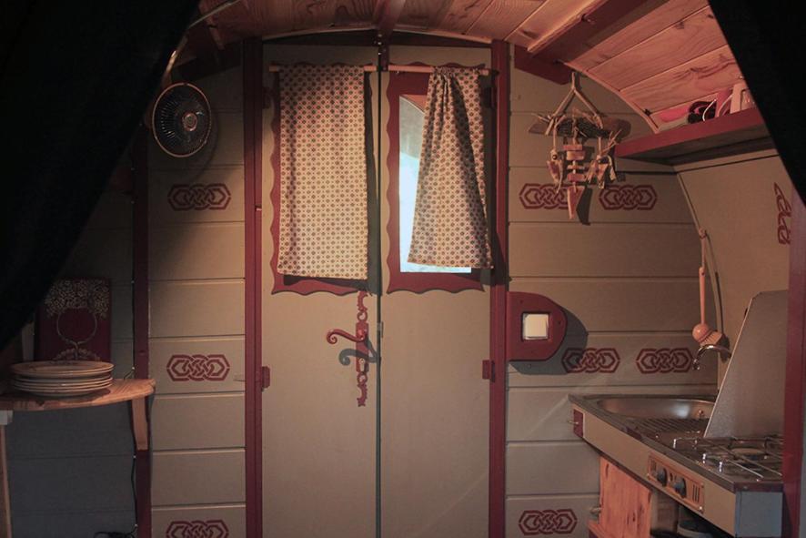 Hotel Roulotte Irlandaise Polly Saint-Vincent-en-Bresse Zewnętrze zdjęcie
