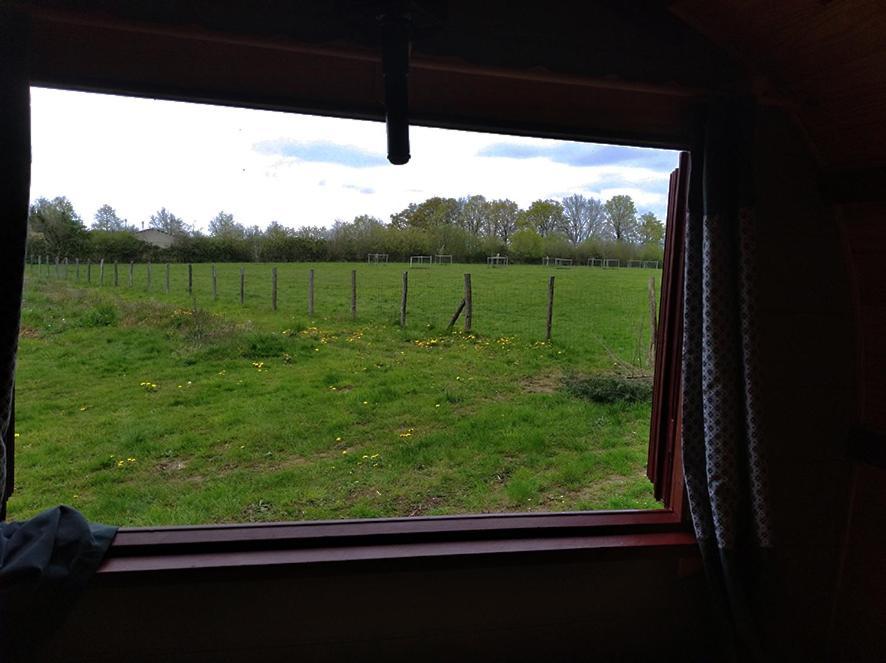 Hotel Roulotte Irlandaise Polly Saint-Vincent-en-Bresse Zewnętrze zdjęcie